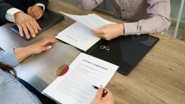 How do I know if a settlement agreement is right for me?